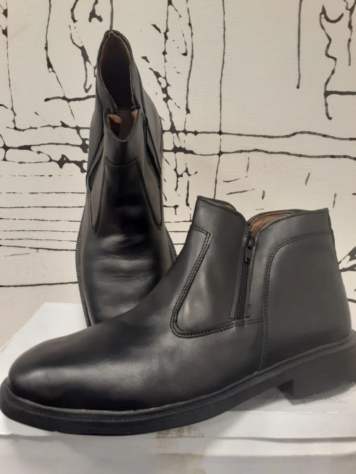 Par único Talla 43 - 100% Cuero